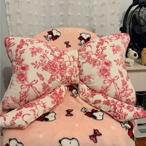 Floral Pink Bow Pillow